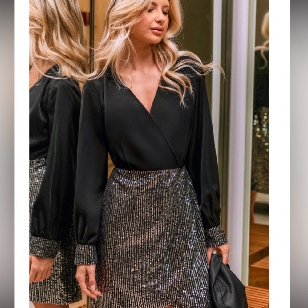 NEW Cupshe Elegant Velvet Sequin Wrap Mini Dress
